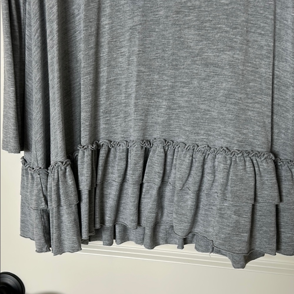 Gray Long Sleeve Ruffle Hem Top - Picture 3 of 6